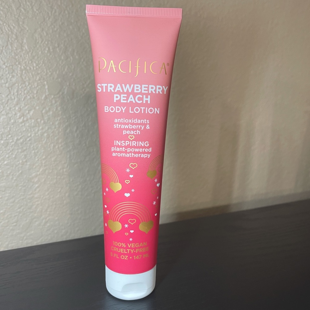 🆕Pacifica, strawberry peach body lotion